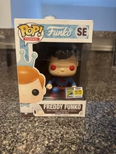 Funko Pop! Freddy Funko as Superman (Kingdom Come) (SDCC 2017 Exclusive) 525 Pcs