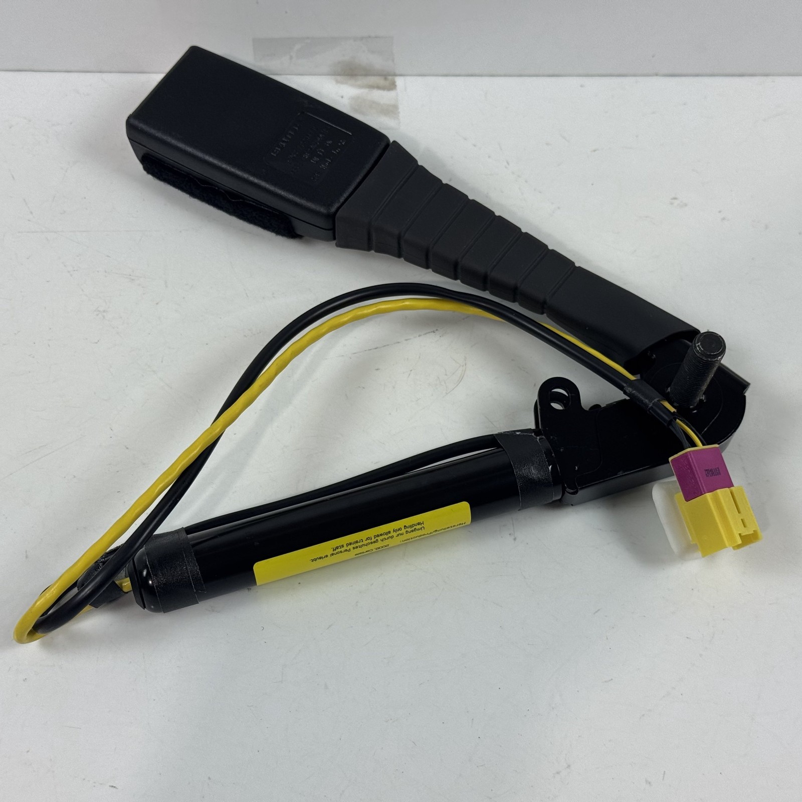 [NOS] Bentley Flying Spur Front Left Seatbelt Receptacle 3Z0857755AFCN