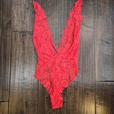 Victoria s Secret Red Lace Teddy Bodysuit Size L Plunge Front Cross Back Red