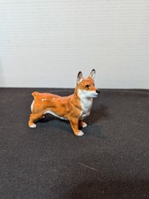 RARE Vintage Royal Doulton Corgi Glazed Porcelain Figurine 4.5” L HN2559