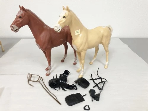 1960s MARX JOHNNY WEST SET OF TWO HORSES CLEAN NO BREAKS w ACCESSORIES LOT #66