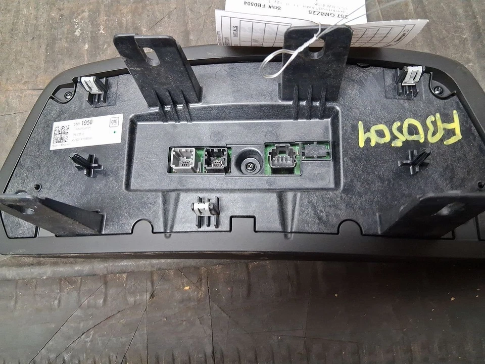 Chevrolet Suburban 1500 2025 velocímetro 3078703 Foto 2 de 4