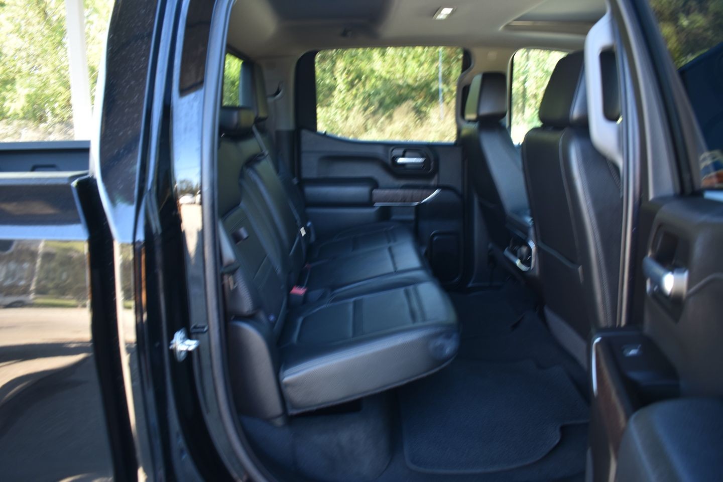 2022 GMC Sierra 1500 Limited Denali thumbnail 17