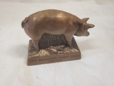 Metal Pig Coin Bank Rath Employees Credit Union Waterloo Iowa Packinghouse #2