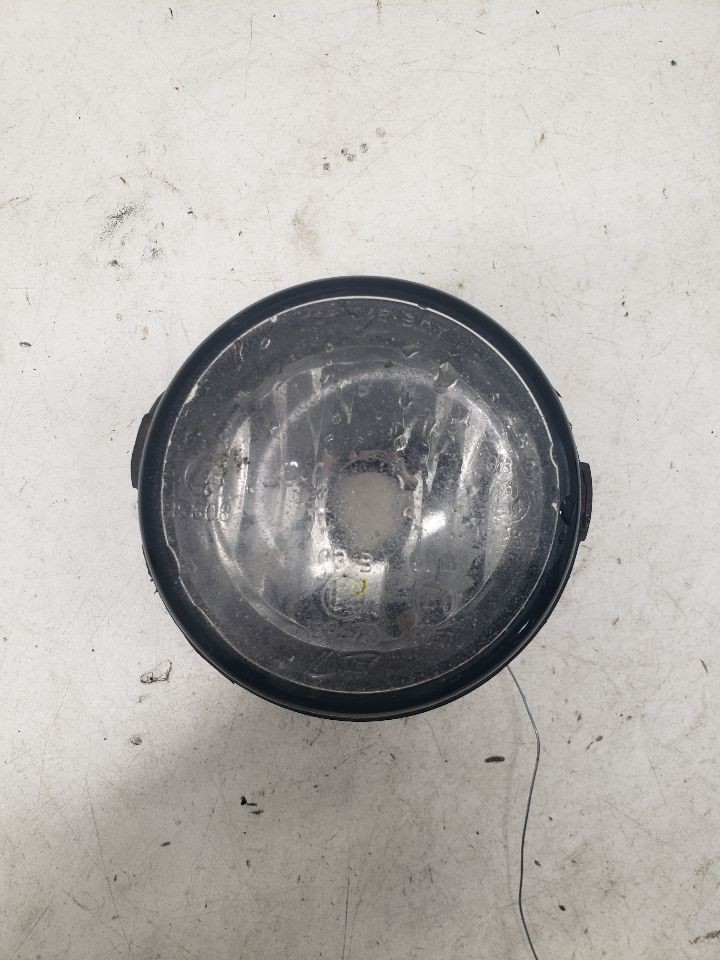 Used Driving Light fits: 2015 Infiniti Q40 Fog-Driving bumper mounted RH and LH