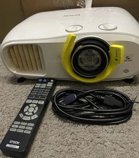 Epson - Home Cinema 3800 4K 3LCD Projector with High Dynamic Range - White