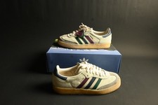 adidas gazelle silver green womens adidasUnisex Ronnie Fieg x Clarks x 8TH Street Samba