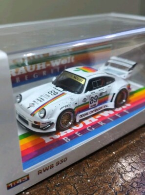 Tarmac Works 1:43 Porsche 930 Rauh Welt Begriff RWB Apple Computer
