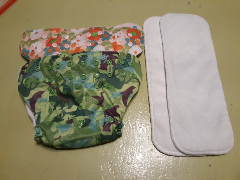 bum genius Washable Hot and Hit Cloth Baby Diaper with Combo 2 Diapers 2 Pads - Image 3 of 4