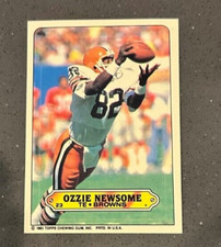 1983 Topps Football Sticker #23 Ozzie Newsome TE Cleveland Browns