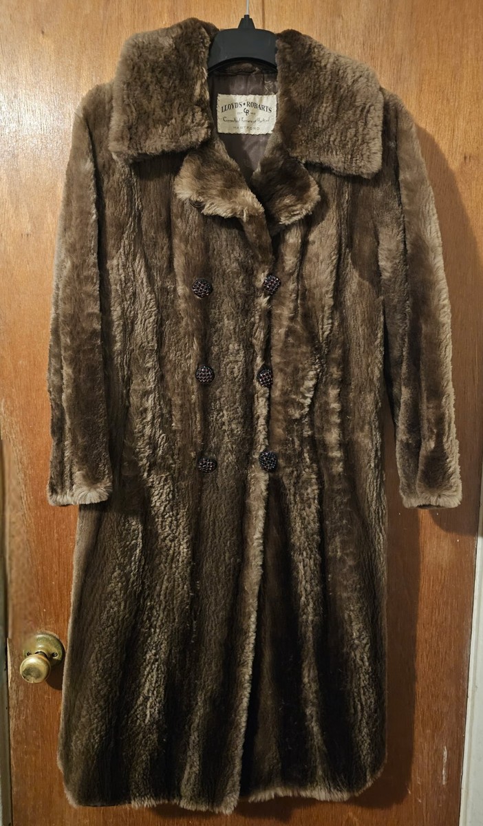 Vintage 1970s 3/4 Length Sheared Phantom Beaver Fur Coat Lloyds