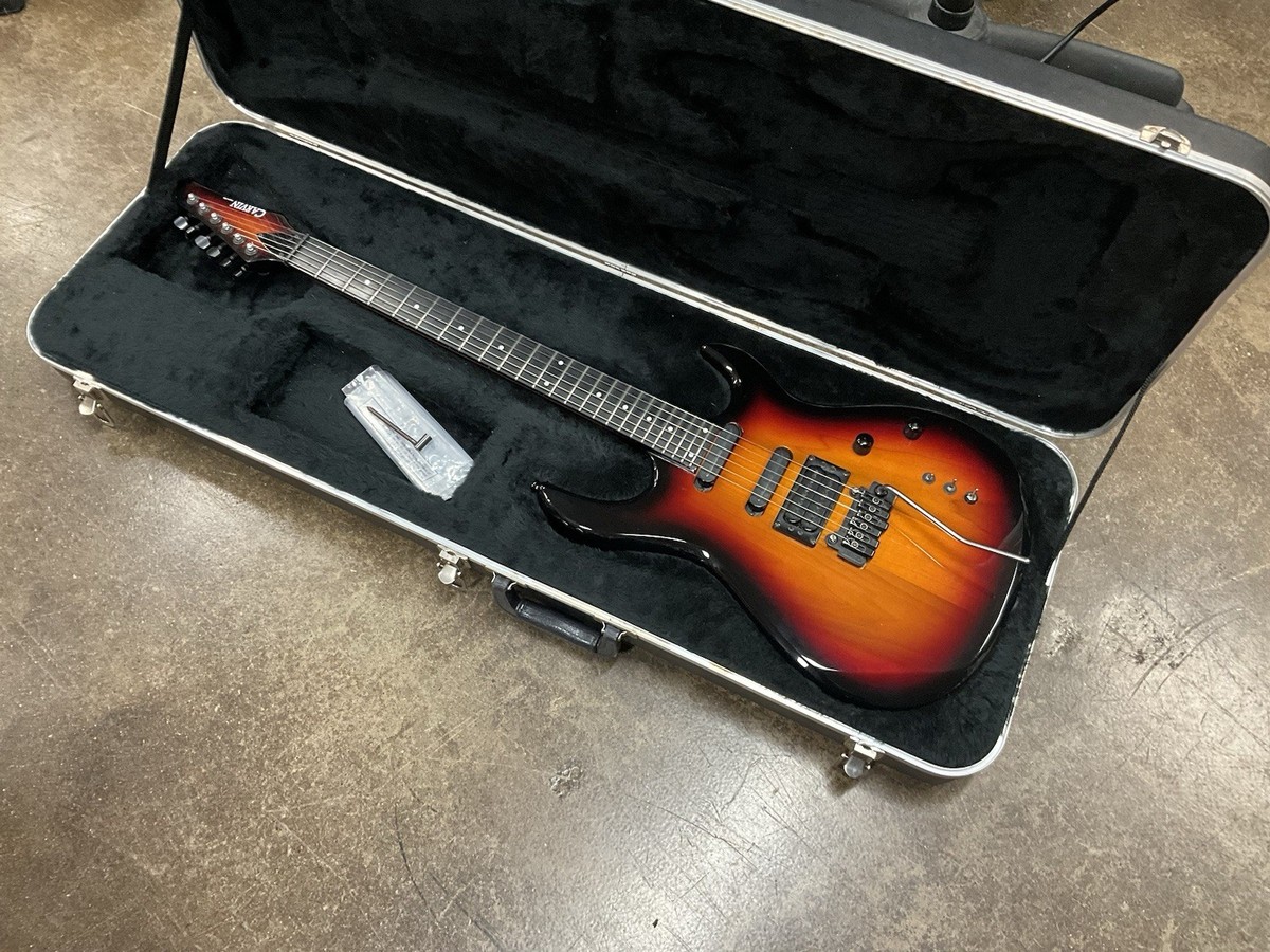 CARVIN DC135 made in USA 1995 HSS configuration electric guitar v