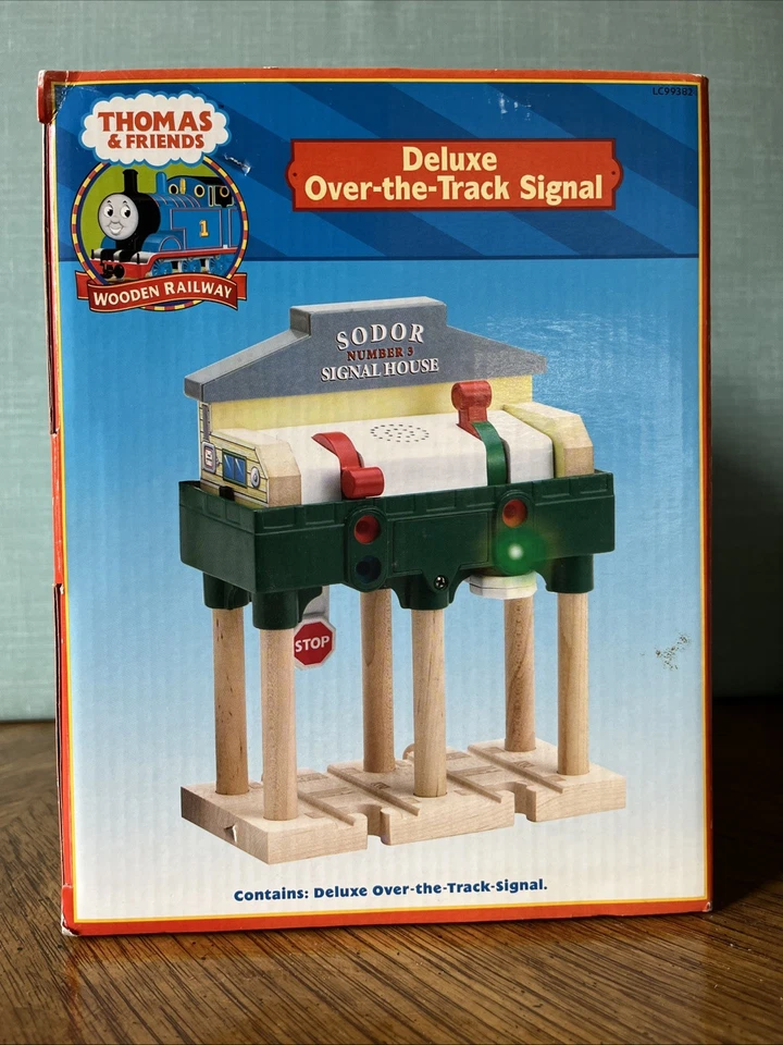 Nuevo en caja: Thomas And Friends Deluxe Over The Track Signal 2012 ferrocarril de madera probado Foto 4 de 4