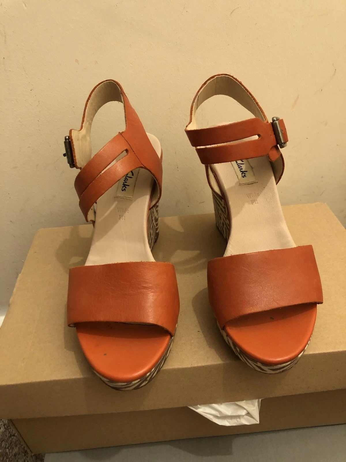 Sandali Clarks con zeppa plateau misura 3 1 2 misura larga