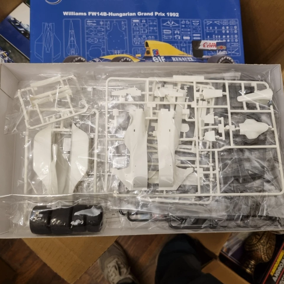 Fujimi GP26 1/20 Williams FW14B Hungarian GP 1992 - kit new - Immagine 3 di 4
