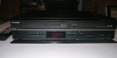 Lecteur/enregistreur copieur TOSHIBA DVR-70DT - Photo 1/3