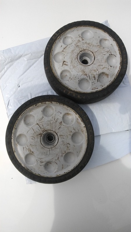 Used 2PK Front Drive Wheels for Troybilt MTD CubCadet Mower 734-04018 734-04018A