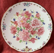 Royal Albert Flowers From The Gardens Of The Queen Mother The Roses Of Mey Plate