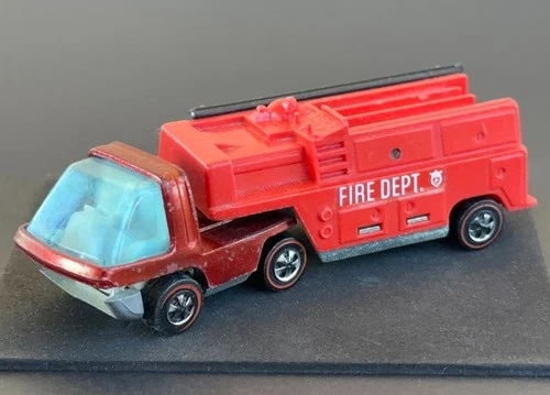Vintage Hot Wheels Redline 1970 Red Fire Truck Heavyweights - WHITE Int...READ!