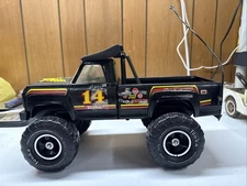 Tonka 4x4 Lifted Pickup Toy Truck Pressed Steel Black & Yellow MR-970