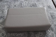 GOODMAN SPECIALTY PILLOWS #400 RECTANGLE TANNING BED PILLOW - LIGHT GRAY