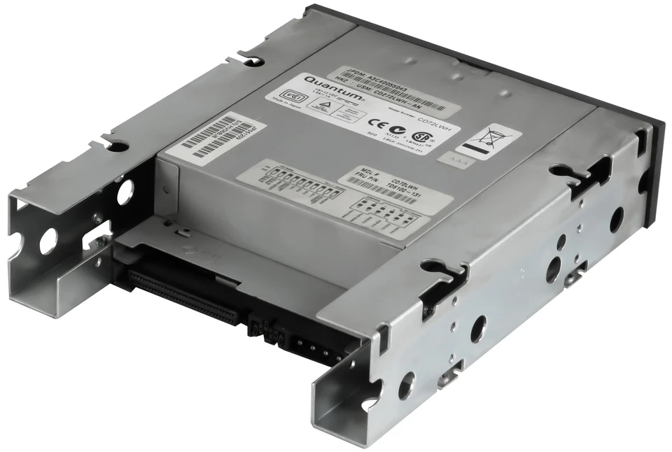 Streamer Quantum TD6100-131 CD72LWH DDS-5 36/72GB SCSI 68-PIN 5.25'' - Image 2 of 2