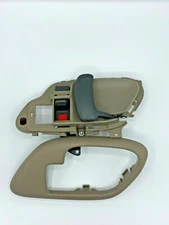 Tan Right Door Handle & Bezel For Silverado Sierra Tahoe Yukon 96 97 98 99 