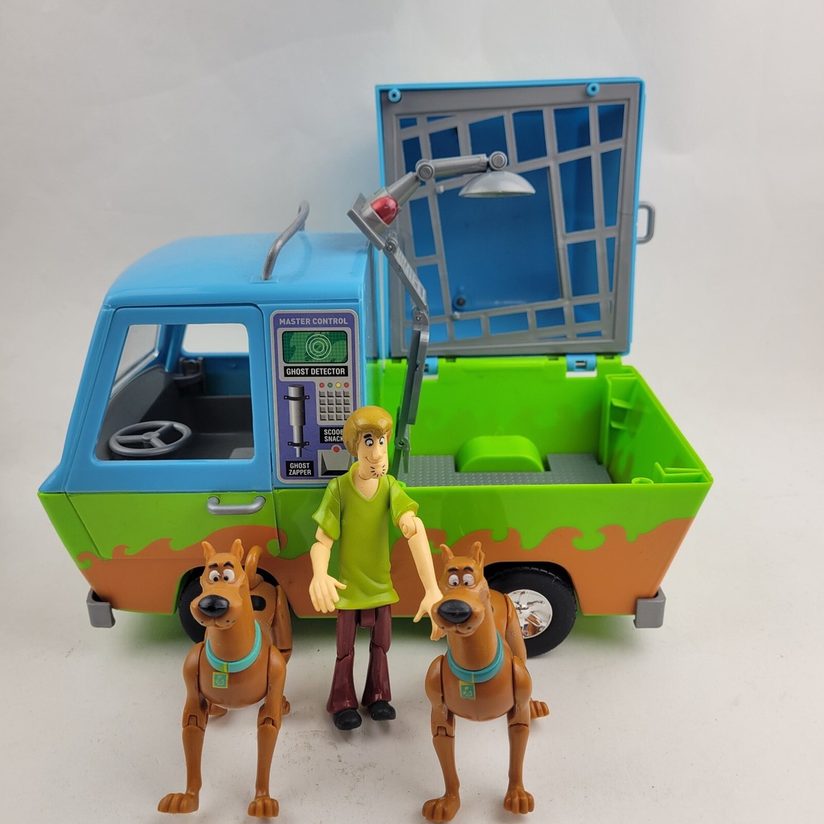 The Mystery Machine Ghost Patrol 2005 Van Hanna Barbera Scooby-Doo