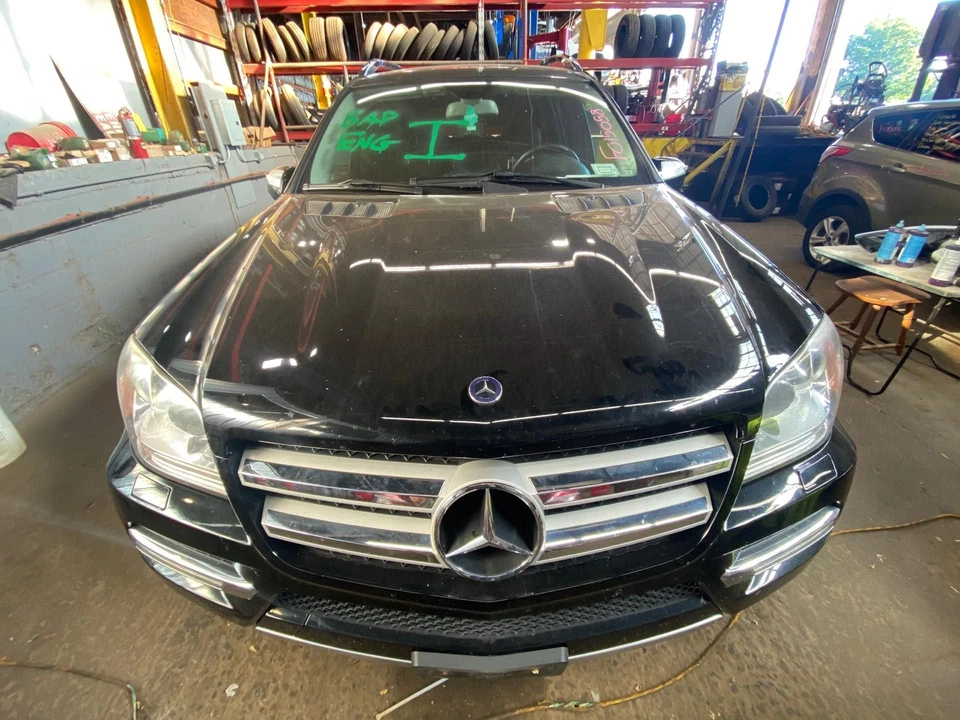 Motor de arranque usado se adapta a: Mercedes-benz Mercedes clase gl 164 2010 tipo ML320 Gra Foto 2 de 4