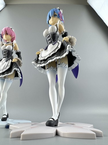 Re:Zero Starting Life in Another World Rem & Ram Curtsey Premium Figure Set - Picture 20 of 24