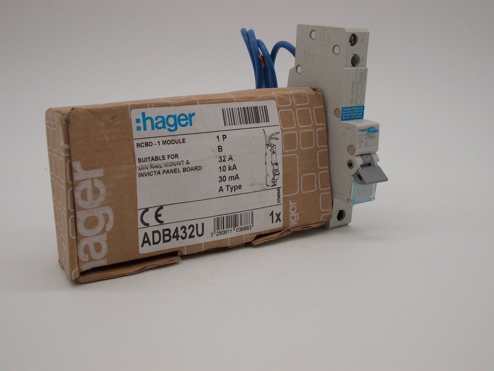 Hager RCBO 32 Amp 30mA Type B 32A 103688 B32 ADB Range ADB432U NEW