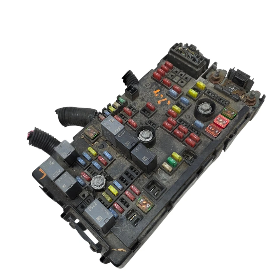 2008-2009 Chevy Express Van 1500 2500 3500 Engine Fuse Box Gas 25888289/25888290 - Image 4 of 4