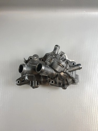 VW GOLF VII 5G1, BQ1, BE1, BE2 Wasserpumpe 04E109111J 04E121042A 1.40 25607734