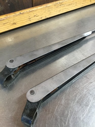 MG MGB • Original Trico Wiper Arms (x2). Used. KMG283 - Picture 6 of 11