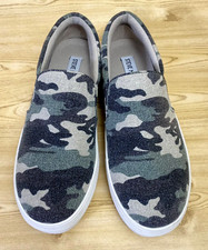 Steve Madden Distressed Camouflage Slip On Sneakers 7.5 M Womens Casual Comfort
