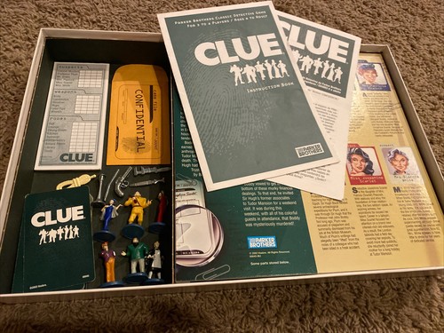 CLUE Board Game 2002 Parker Brothers Classic Detective Game 5 - Picture 2 of 3