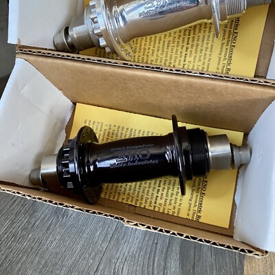 WHITE INDUSTRIES ENO ECCENTRIC SINGLE SPEED FIXED GEAR REAR HUB