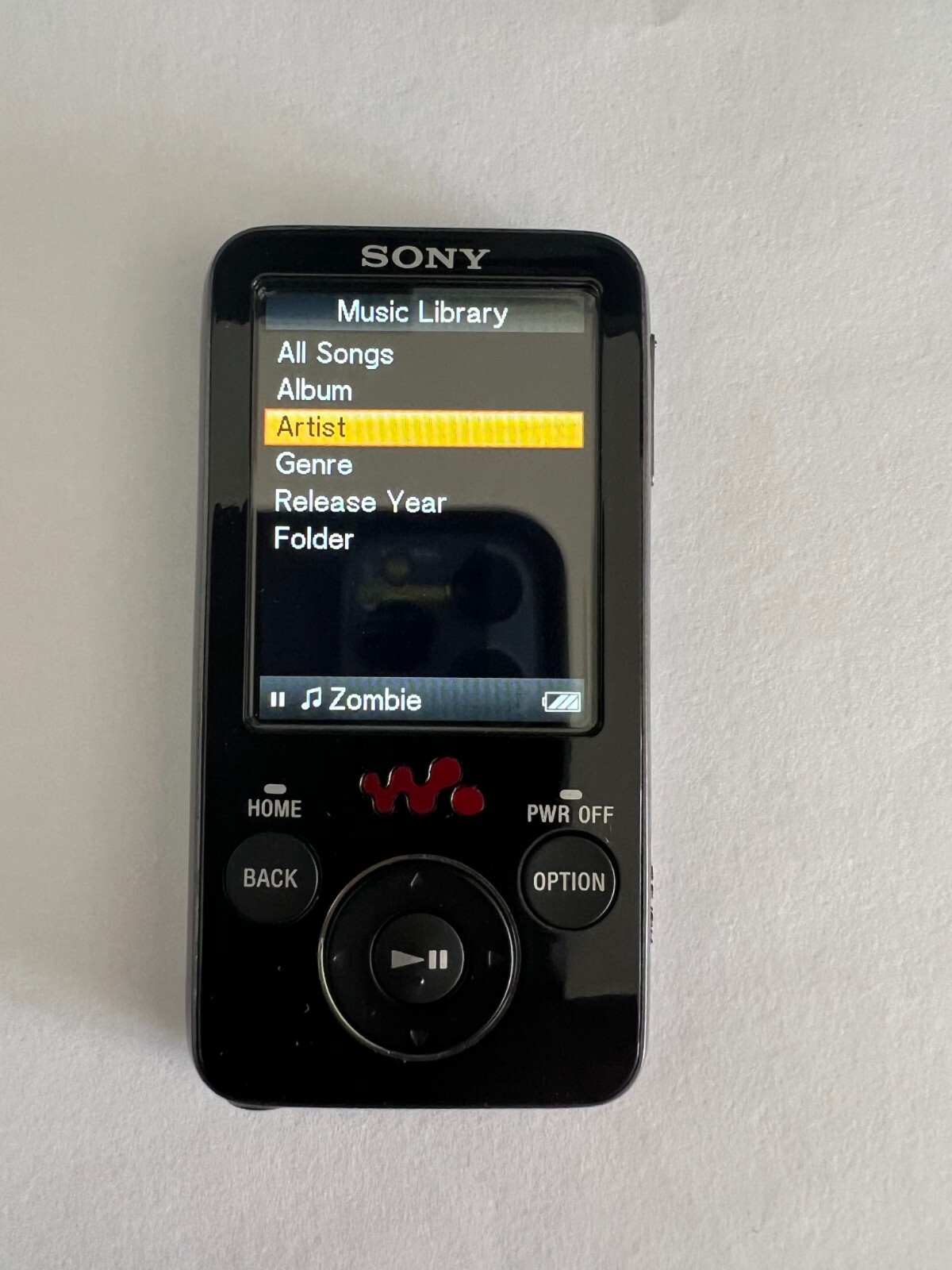 Sony Walkman NWZE438F (8GB) Digital Media MP3 Player Black. eBay