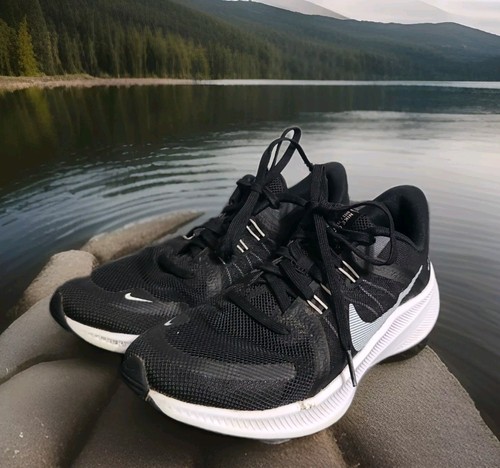 Nike Shoes Womens 7.5 Running Sneakers Black Lace Up Low Comfort Sneakers