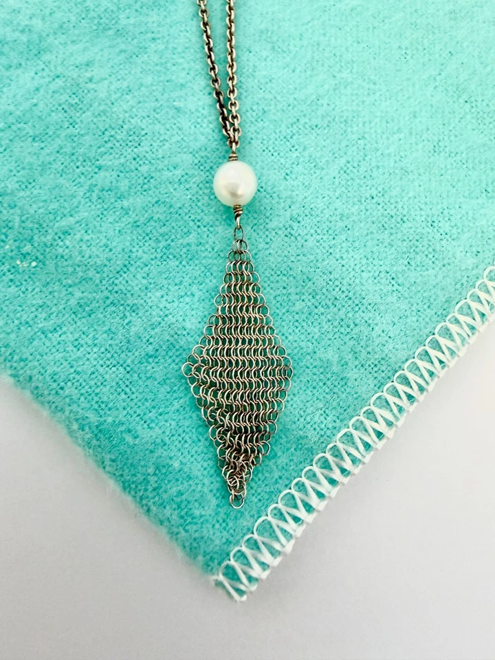 Collar colgante Tiffany & Co. Elsa Peretti plata esterlina malla borla y perlas Foto 4 de 4