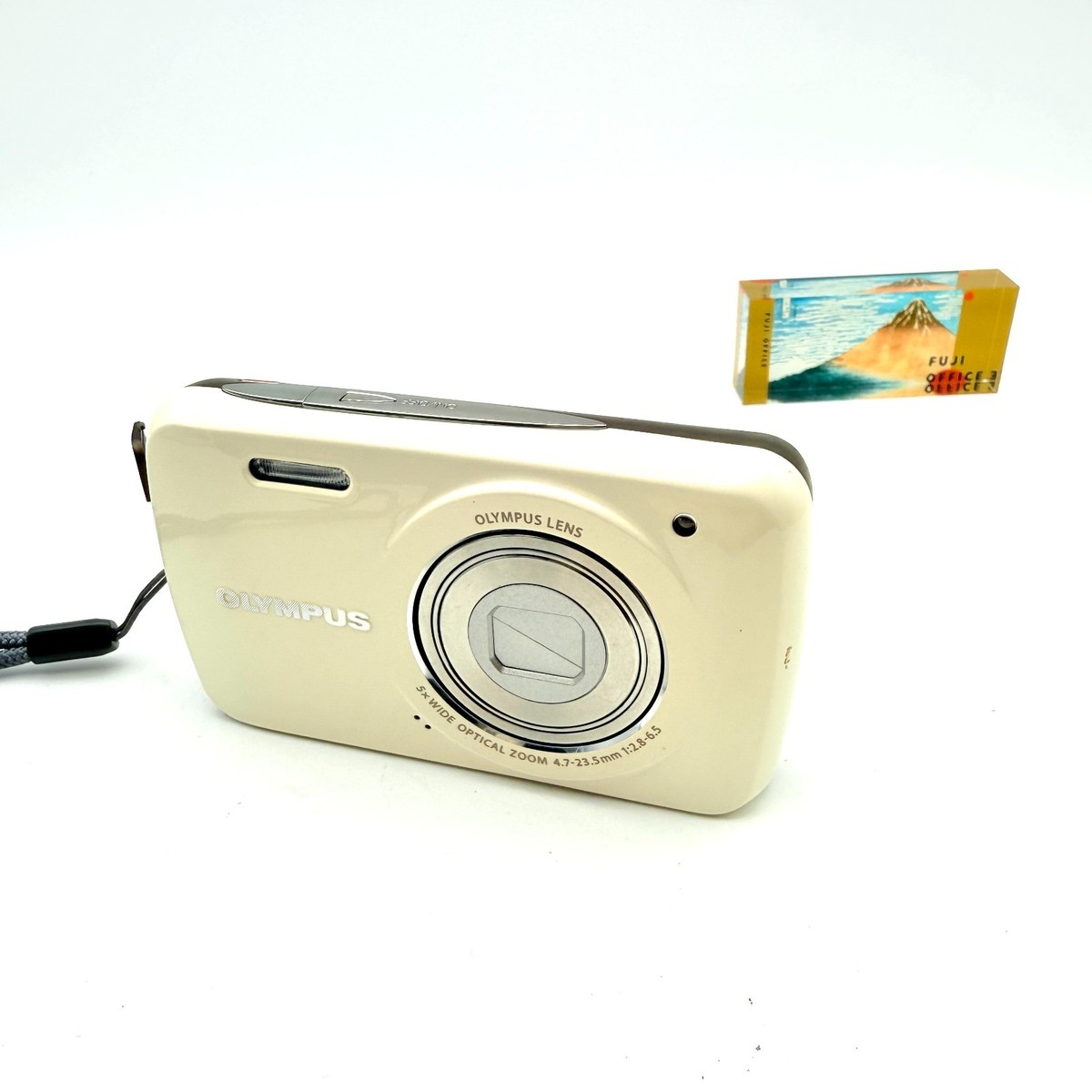 Olympus VH-210 White 14MP 5x Wide Zoom Compact Camera Japanese