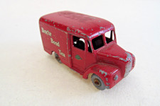Matchbox No 47 - Brooke Bond Tea - 1 Ton Trojan Van - Made In England By Lesney