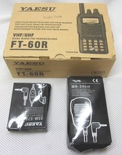 YAESU FT-60R RICETRASMETTITORE VHF/UHF DUAL BAND, auricolare SSM-57A, microfono MH-34B4B