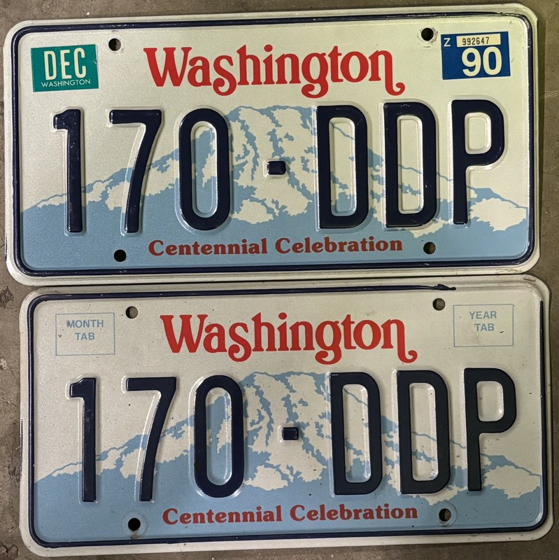 1990 Washington Passenger License Plate Pair