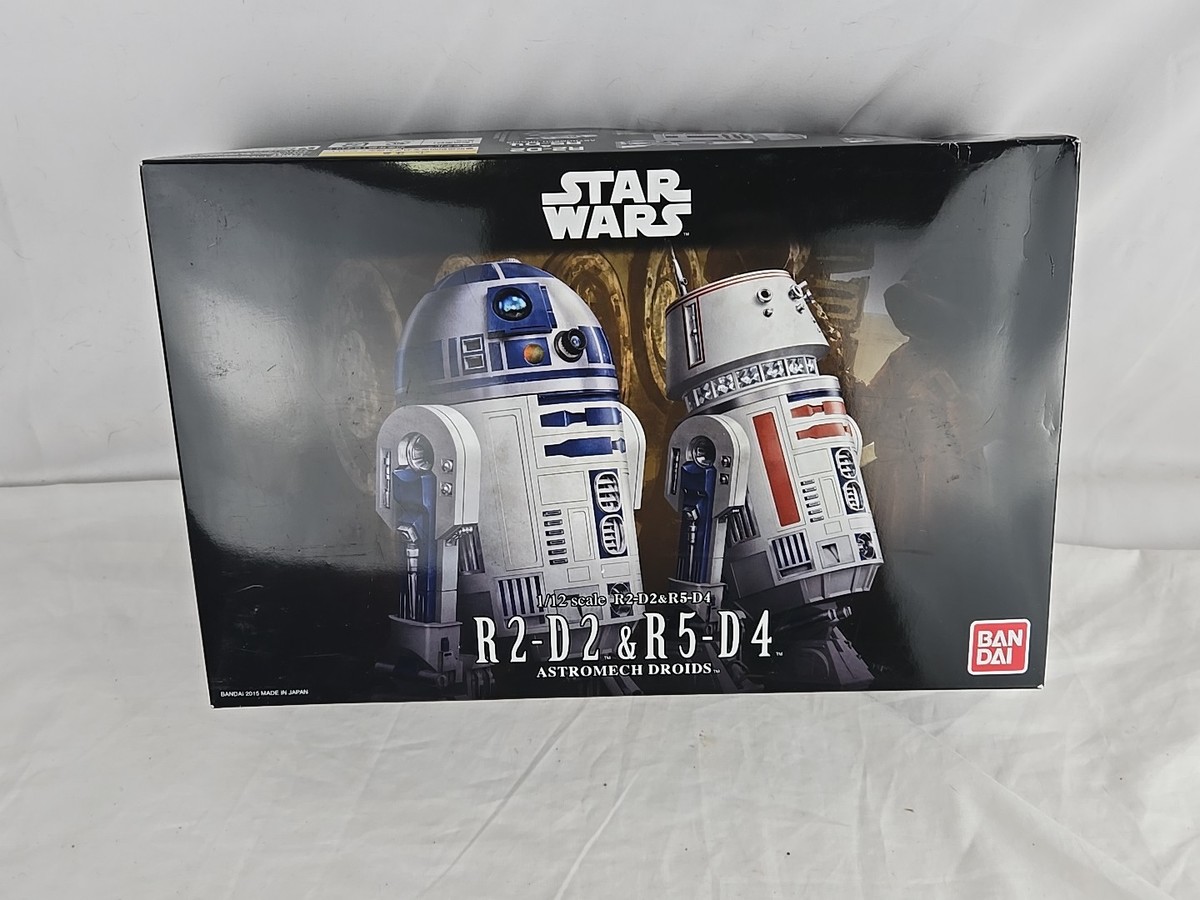 Bandai Star Wars 1/12 R2-D2 & R5-D4 Astromech Droids Model Kit