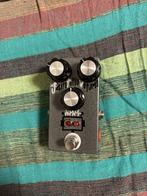 Hungry Robot Pedals High Gain Distortion Guitar Effect Pedal