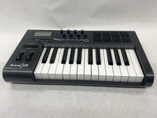 M-AUDIO AXIOM 25 KEYBOARD