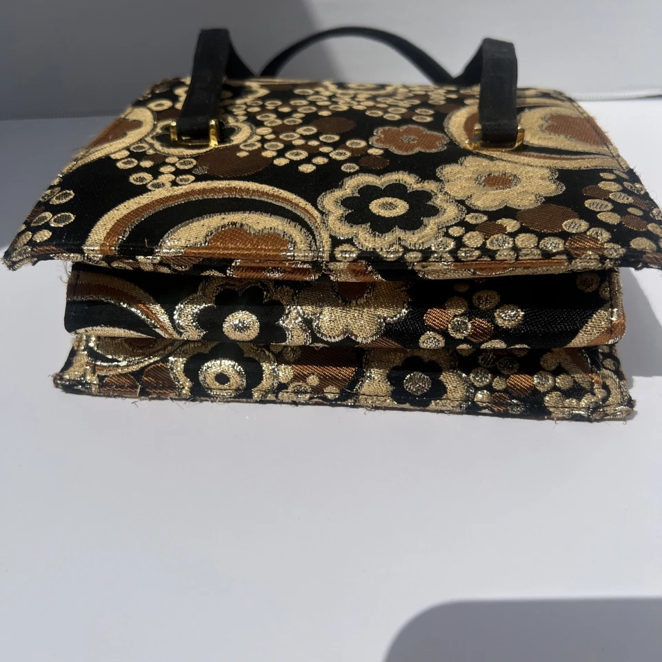 Neumann Marcus Evening Bag. 6” Tall Black & Gold Colored - Изображение 4 из 4