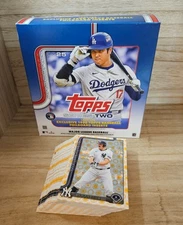 2025 Topps Series 2 Holiday Sun Parallels - You Pick - Complete Your Set.