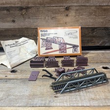 Tyco, HO Scale, 33-Piece Bridge and Trestle S...